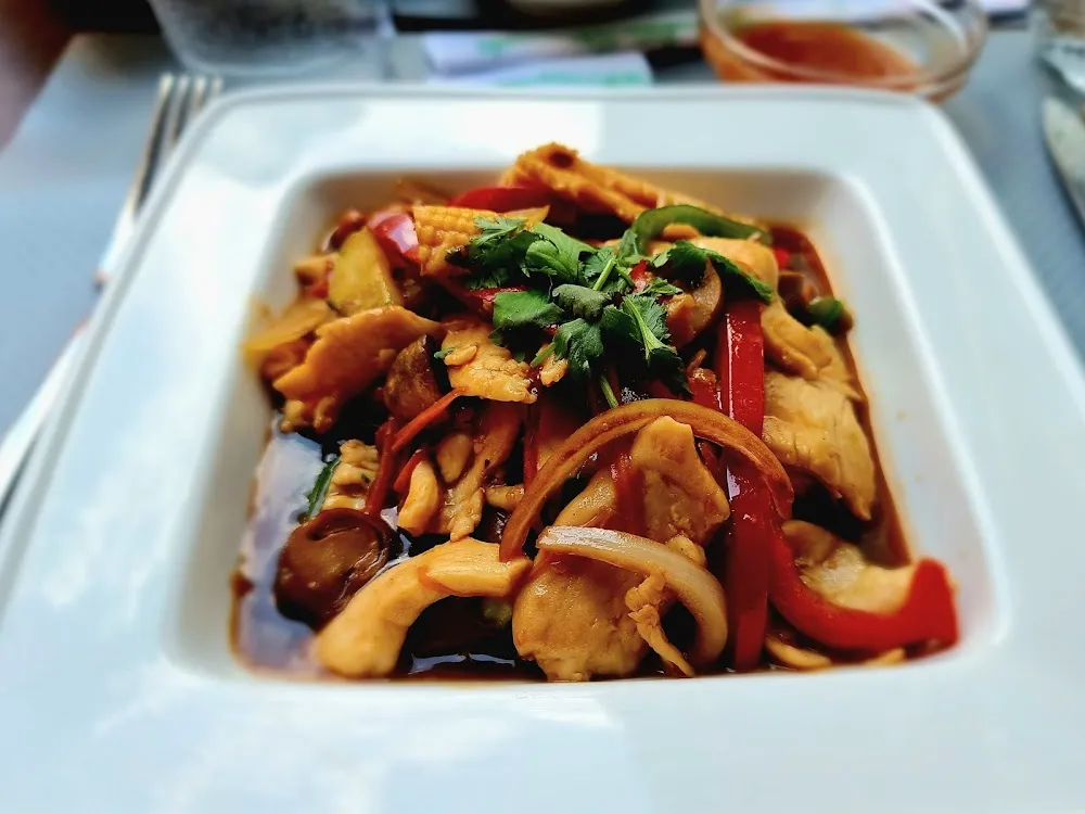 Poulet Aux Noix de Cajou